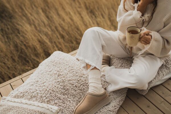 7 Hygge Lifestyle Hacks To Boost Cosy Autumn Wellness 7 Hygge Lifestyle Hacks To Boost Cosy Autumn Wellness
