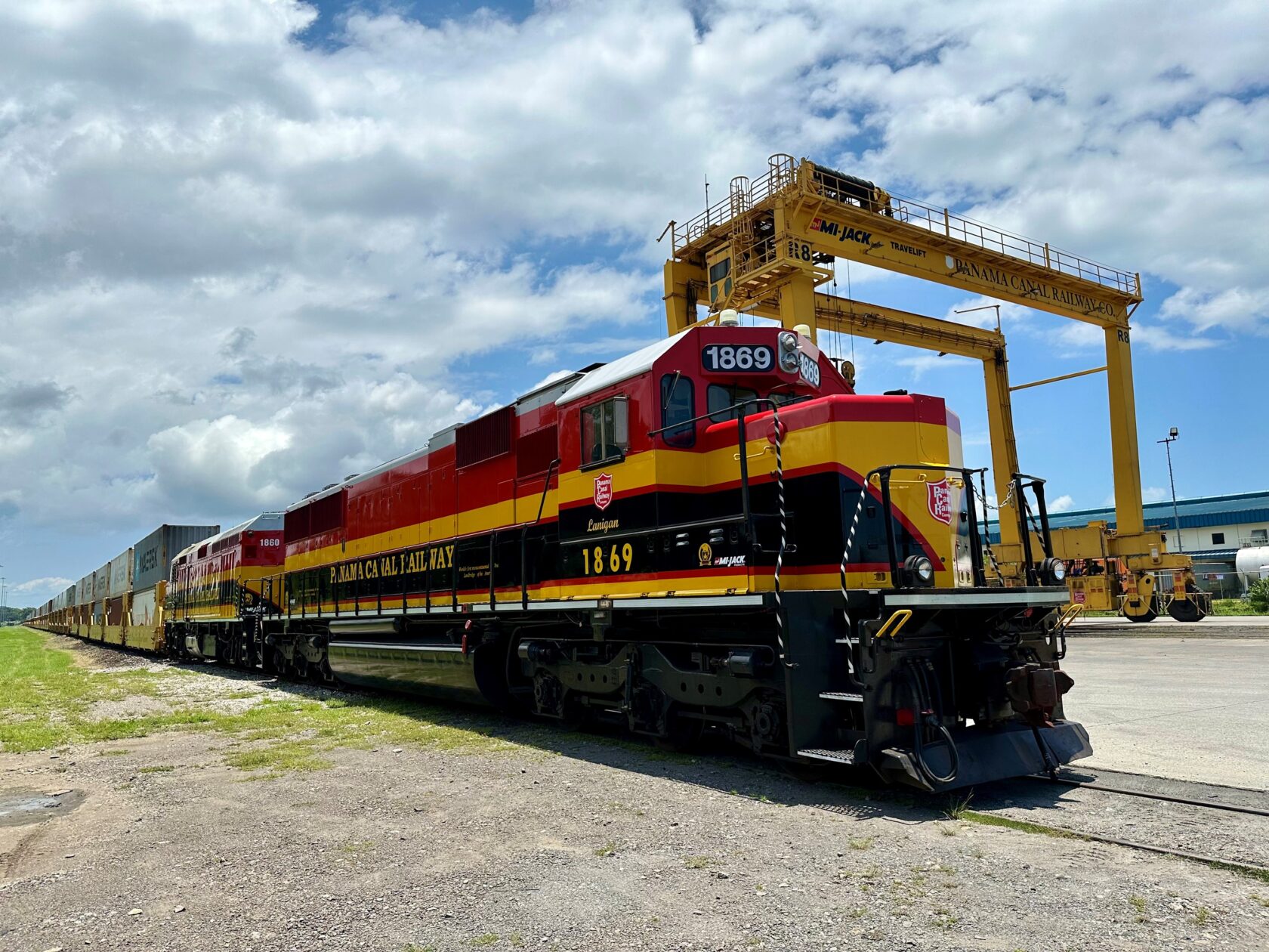 China makes nationwide intermodal push