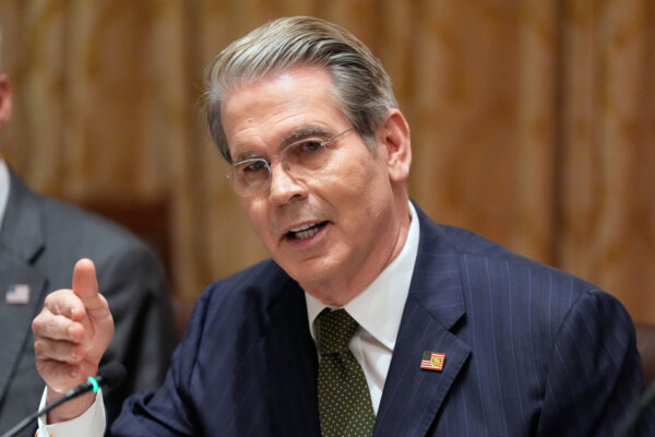 Trump wades deeper into private sector minerals to take on China