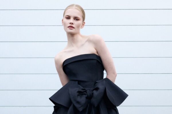 Viktor & Rolf Spring 2026 Ready-to-Wear Runway, Fashion Show & Collection Review [PHOTOS]