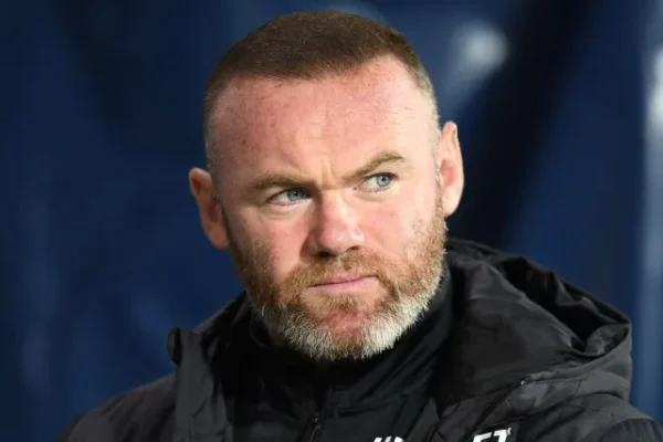 Wayne Rooney breaks silence on Premier League manager facing brutal sack talk image