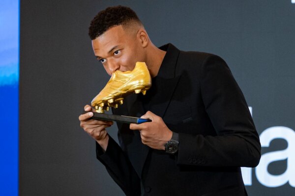 Kylian Mbappe Receives Golden Honor, Makes Real Madrid Pledge
