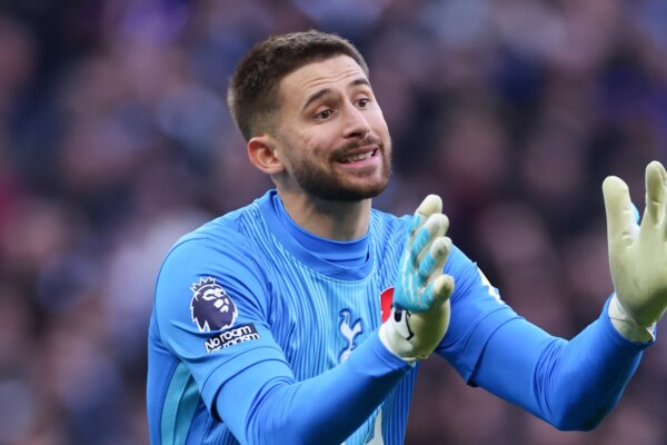 Tottenham Hotspur v Manchester United - Premier League