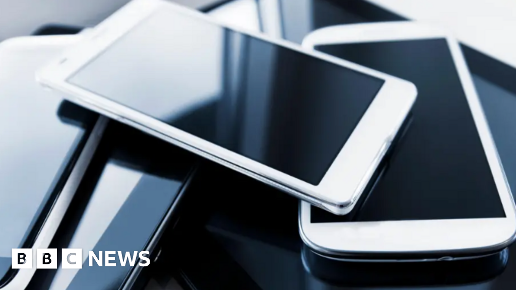Arrest after e-bike mobile phone thefts across Cambridge