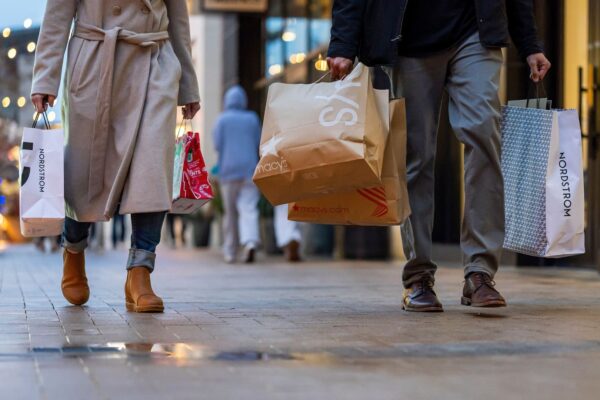 Cramer sees opportunity in retail sector ahead of holiday season