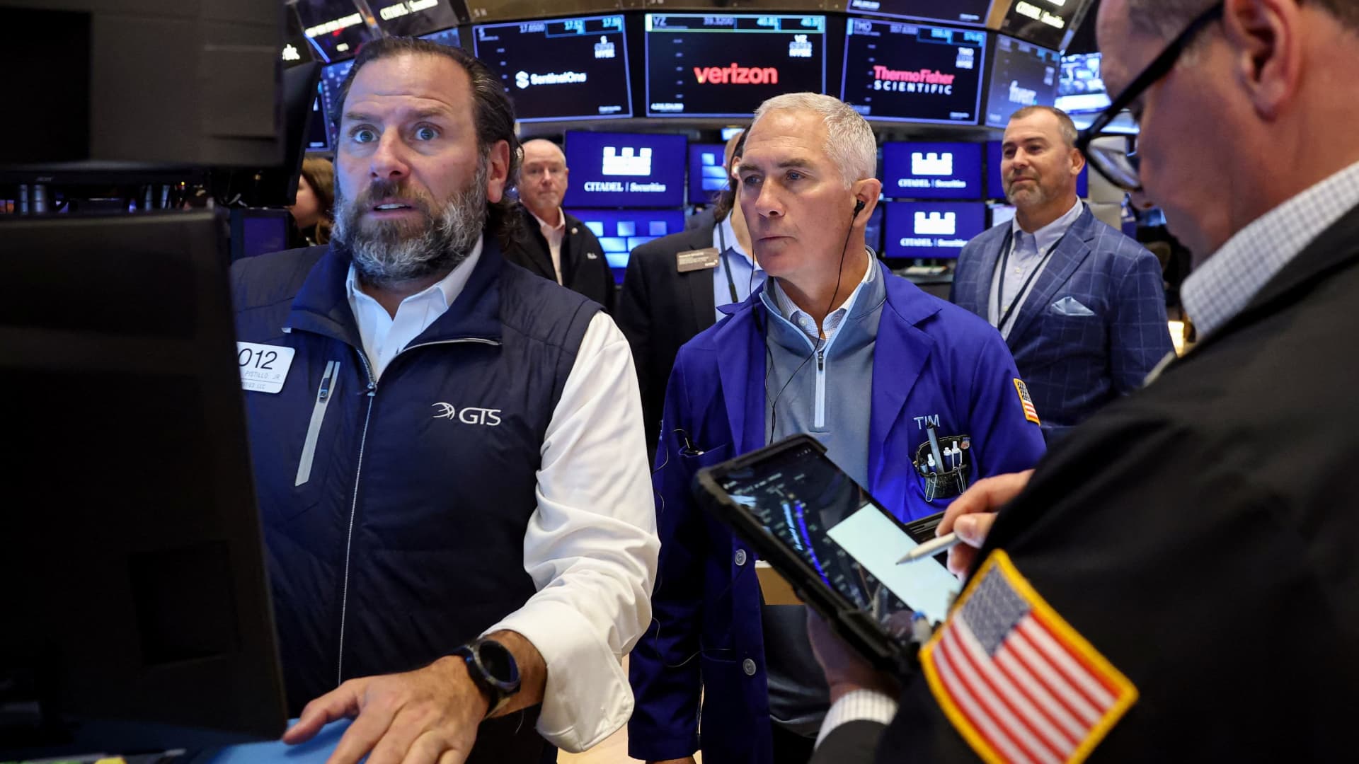 What caused the stock market's lackluster week — plus, an earnings season update