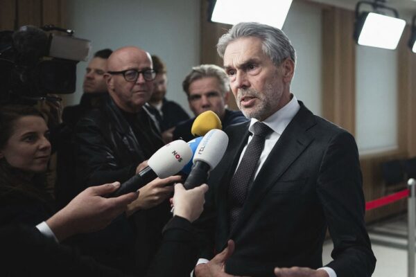 China to Resume Nexperia Chip Exports, Dutch PM Schoof Says