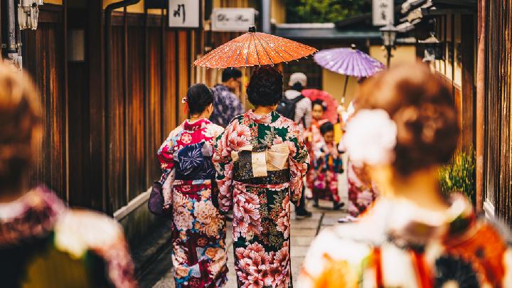 Hong Kong Issues Travel Warning for Japan-Bound Citizens