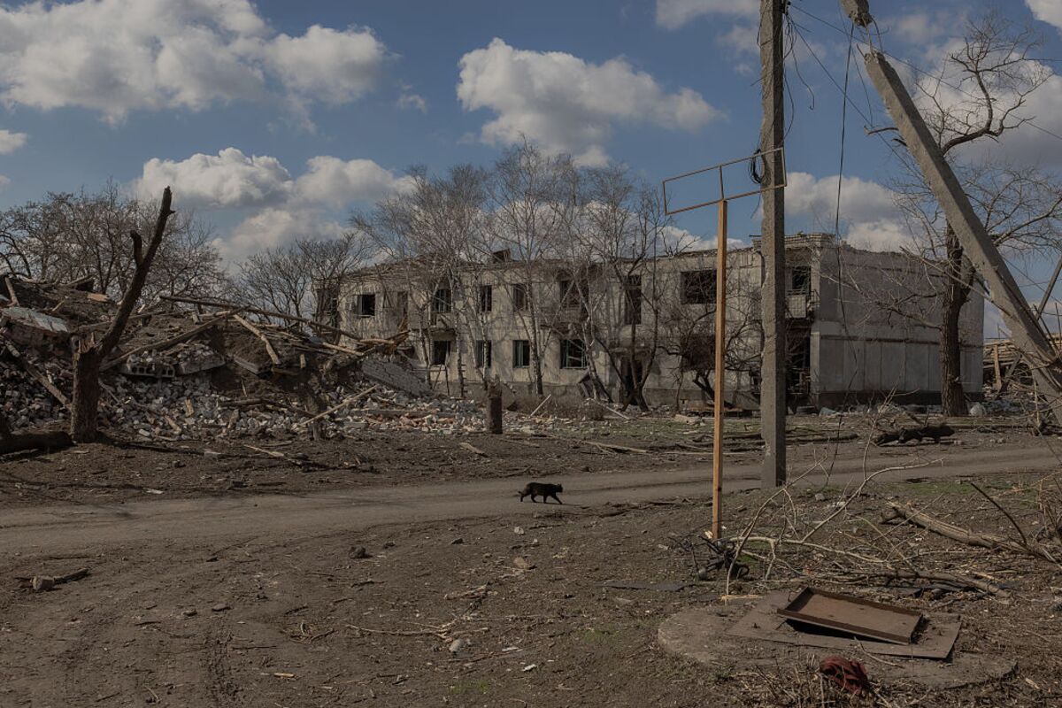 Ukraine War: Pokrovsk's Fall Doesn't Have to Be a Defeat