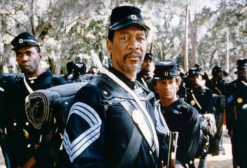 15 Celebrities You Didn’t Know Were Veterans [Gallery]