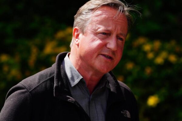 David Cameron reveals prostate cancer diagnosis and backs screening