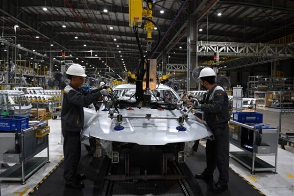 China eases EV subsidies, halves purchase tax to cool overheated market