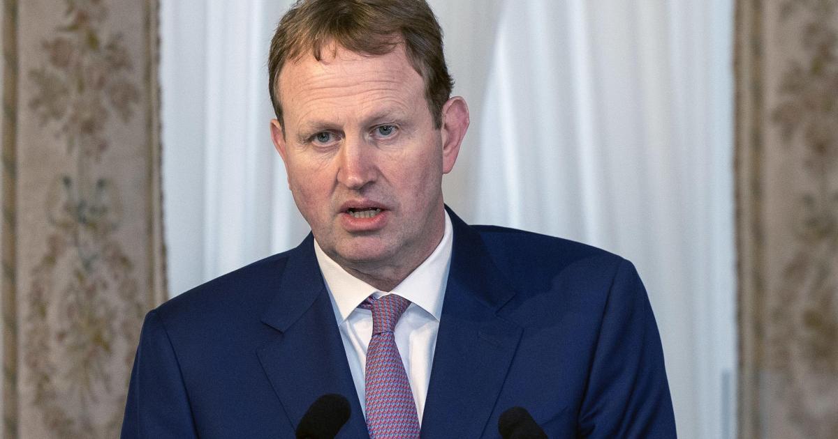 Asylum seekers will not view Ireland more favourably than UK – minister