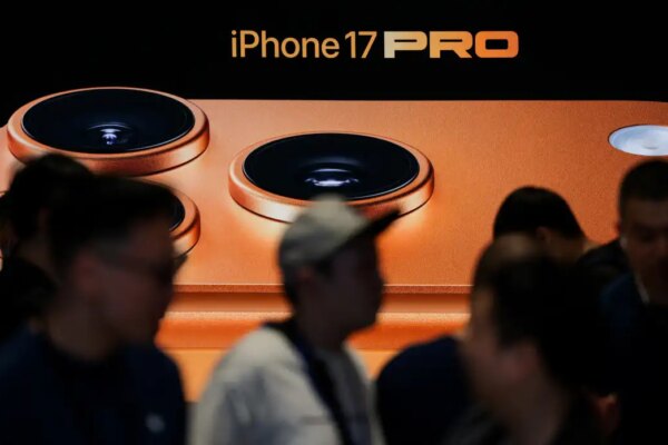 Apple removes gay dating apps from Chinese app store