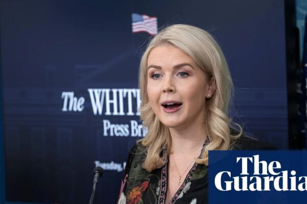 BBC ‘100% fake news’, says Donald Trump’s press secretary | BBC
