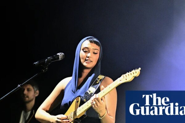Joy Crookes says UK and Ireland in ‘dark time’ amid rise of far-right politics | Far right