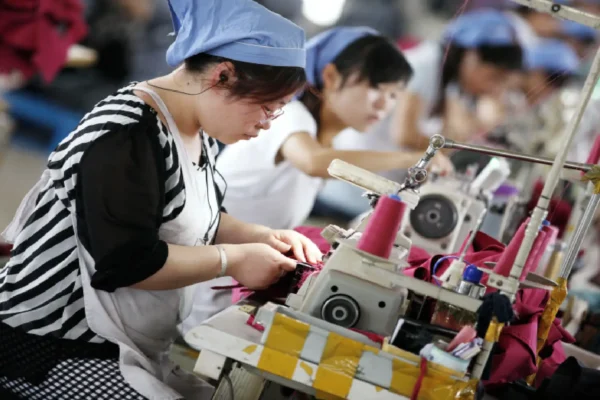 China’s factory activity extends months-long slump