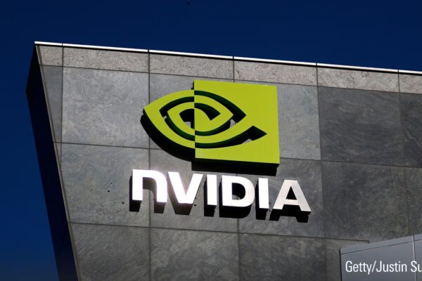 Smart Investor: Is the AI Boom Bound to Burst, ‘Brittle’ Sentiment on Stocks, and Big Tech Earnings Winners and Losers