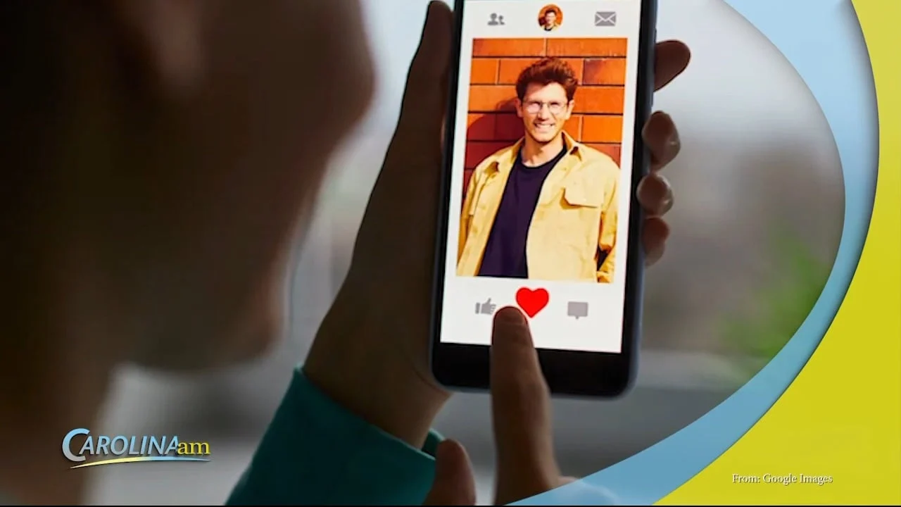 People Are Using Dating Apps to Find Jobs