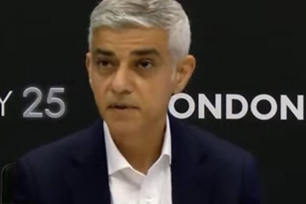 Sadiq Khan refuses to apologise THREE times for grooming gangs denial | UK | News