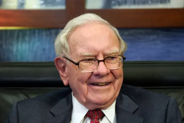 Berkshire Sold $6B of Stocks in Buffett's Penultimate Quarter As CEO