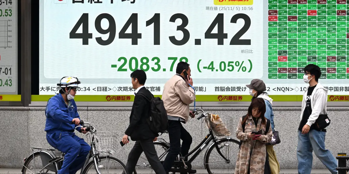 Tech and Chip Stocks Tumble in Asia As Investors Rethink the AI Boom