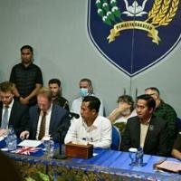 UK grandmother leaves Indonesia death row to return home | National