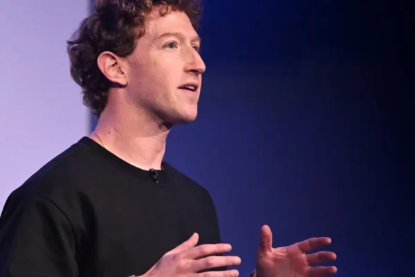 Meta PMs Use Vibe Coding to Build Prototype Apps for Mark Zuckerberg