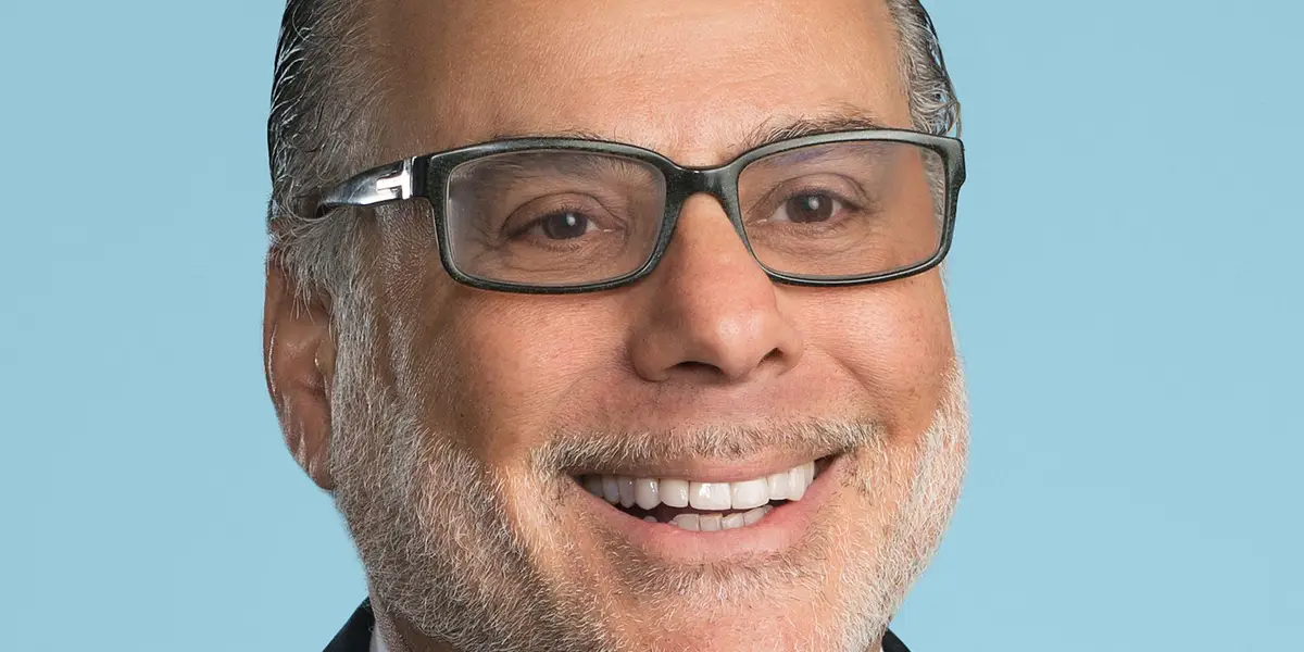 Jeff Bezos' Dad Hired a CEO — and Other Billionaires Are Following