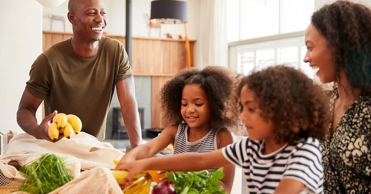 Heart Health Impact Of Food Deserts Can Be Blunted By Healthy Grocery Deliveries, Study Says | Health