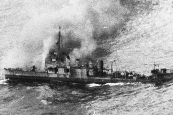 Black & white photo of USS Borie at sea