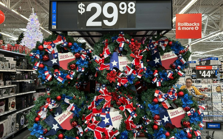 Asian stocks rise as US rate hopes soothe nerves after torrid week