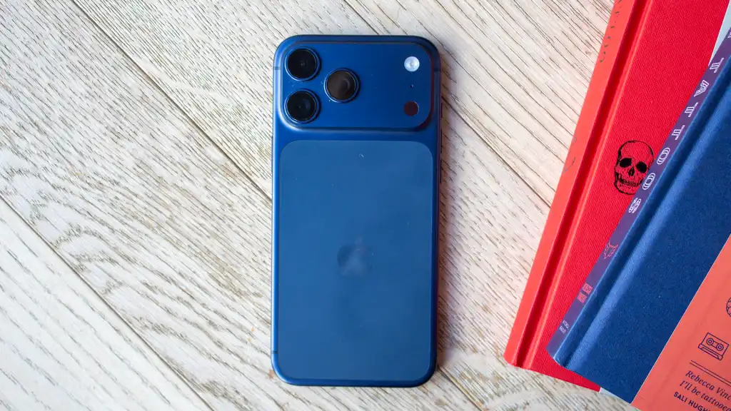 Apple iPhone 17 Pro Max 1