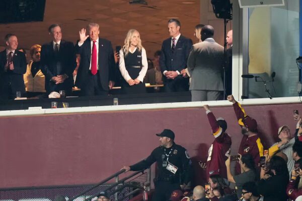 Donald Trump is the 1st sitting US president at a regular-season NFL game since 1978