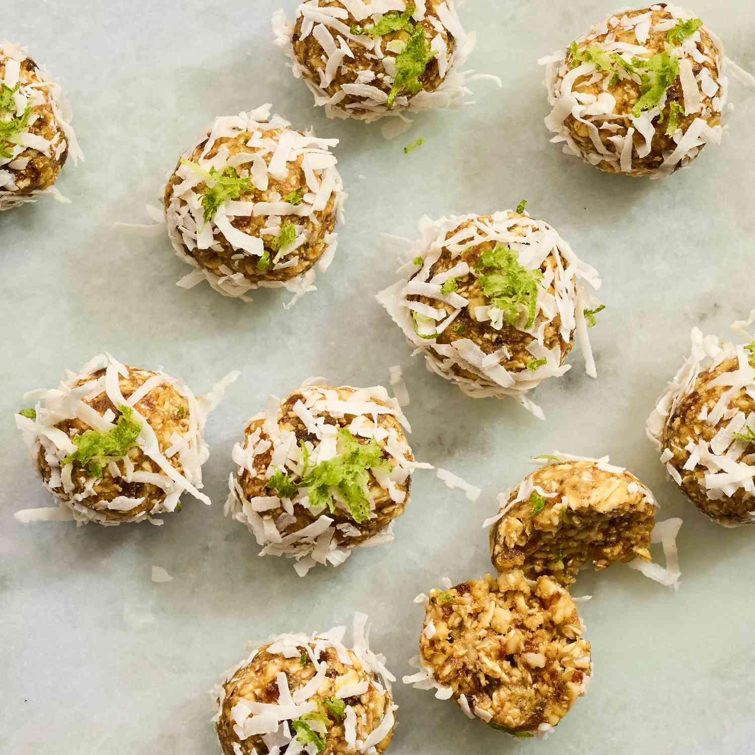 20+ Delicious, Easy Snack Recipes That Can Help You Lose Weight