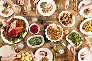 Live Healthy Live Well: Enjoy the Fullness of the Season with Mindful Eating
