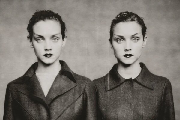 A Master of Fashion Photography Who Embraces Accidents