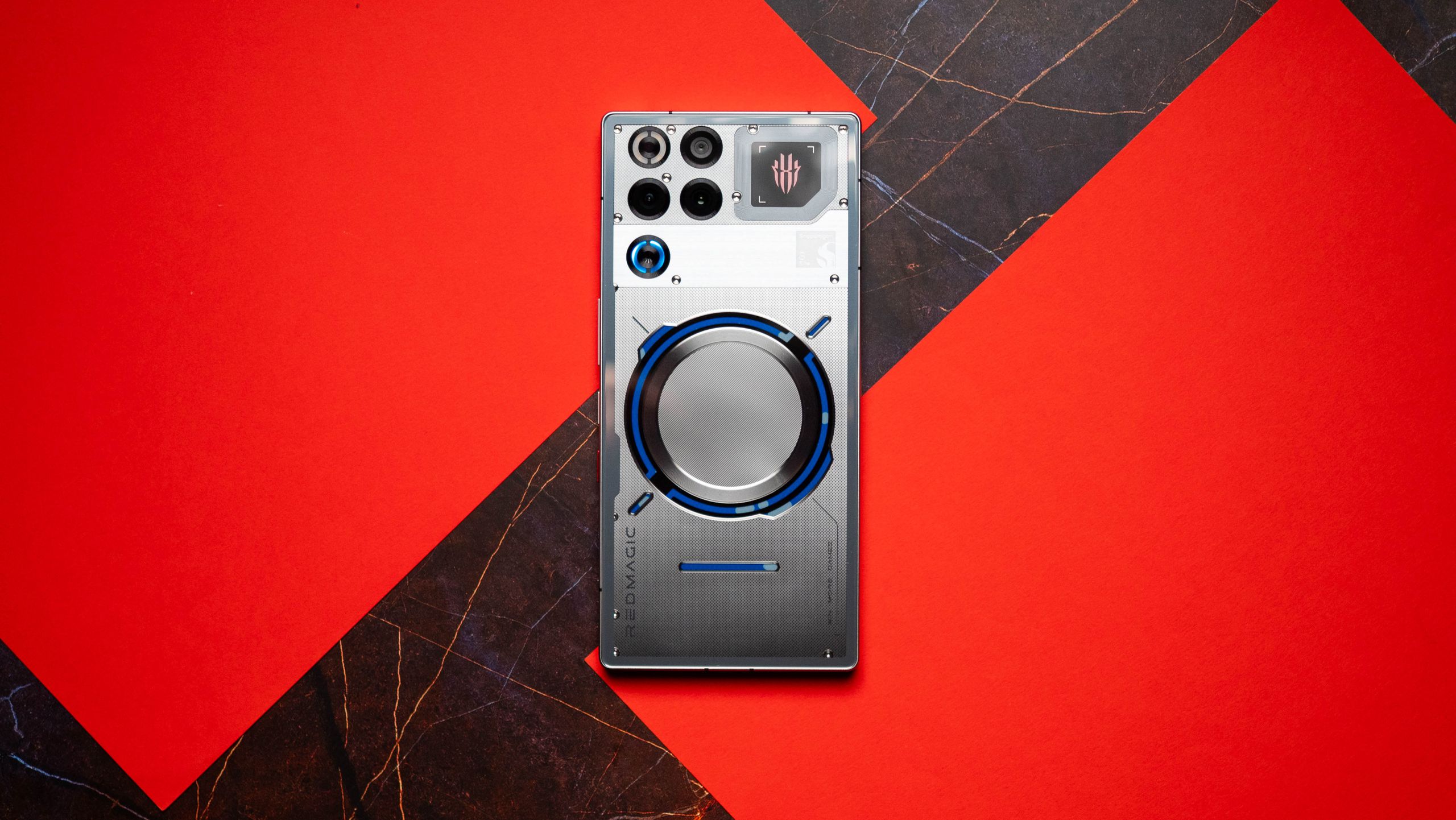 I used a Snapdragon 8 Elite Gen 5-powered gaming phone, and I'm convinced Qualcomm has the fastest mobile chipset — there's just one glaring issue