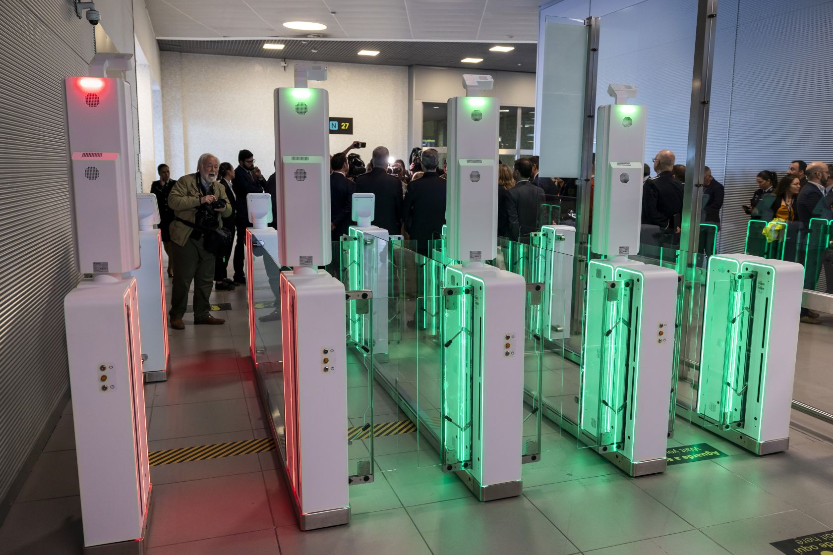 Airport waiting times affecting UK tourism