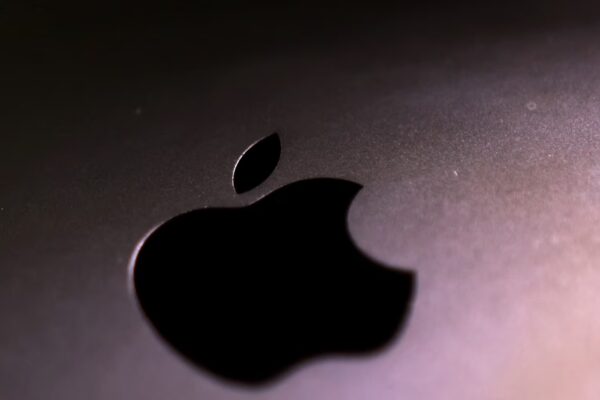 Apple lowers App Store commissions for 'mini apps' 