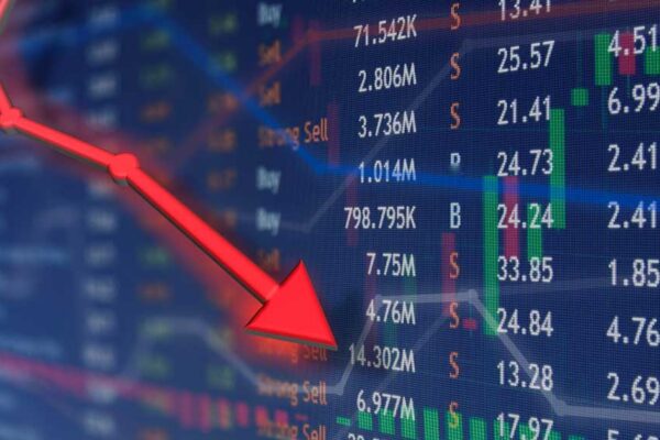 Stock Market Takes A Hit As Palantir Sell-Off Casts A Pall; These Leading Groups Tumble