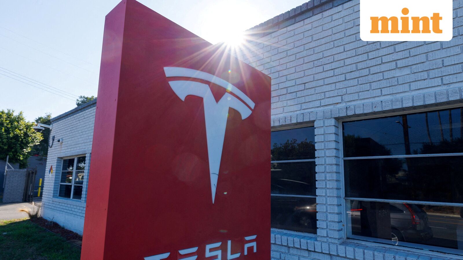 Tesla requires suppliers to avoid made-in-China parts for US cars