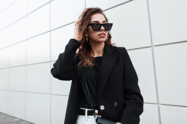 8 fashion pieces people wear to appear wealthier than they actually are