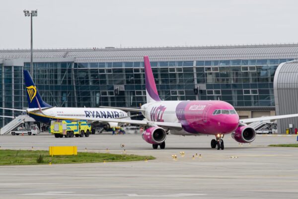 UK Airlines Warn of Limited Growth Amid Rising Air Travel Taxes