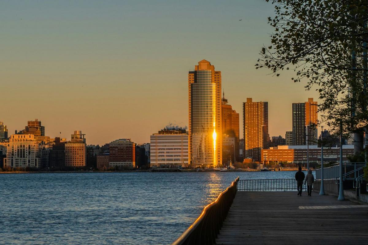 Where are celebrities likely to live in New Jersey?