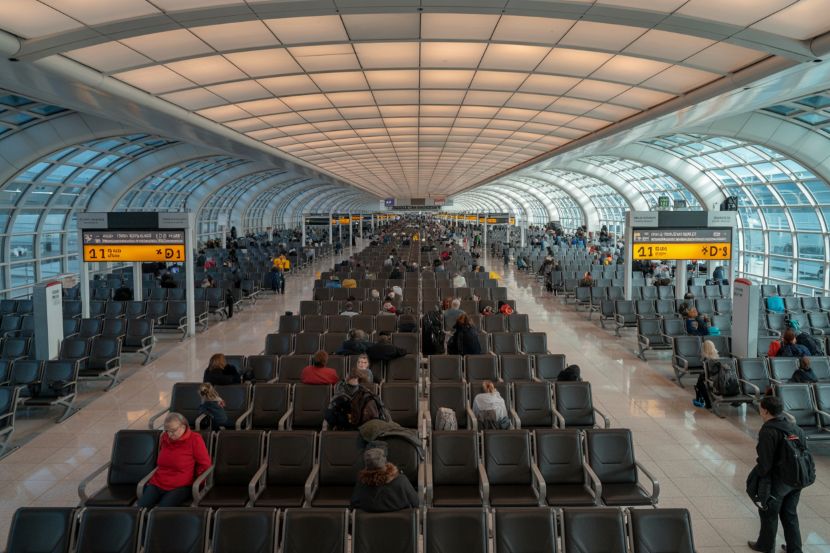 U. S. Airports manage record thanksgiving air travel as airlines add capacity and boost schedules.