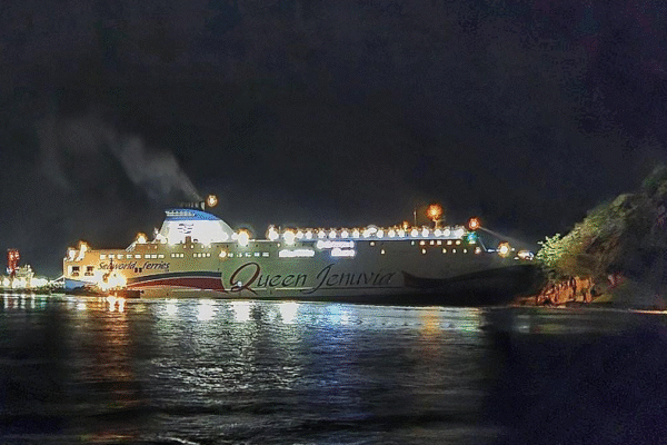 Crew members detained over phone use prior to ferry accident