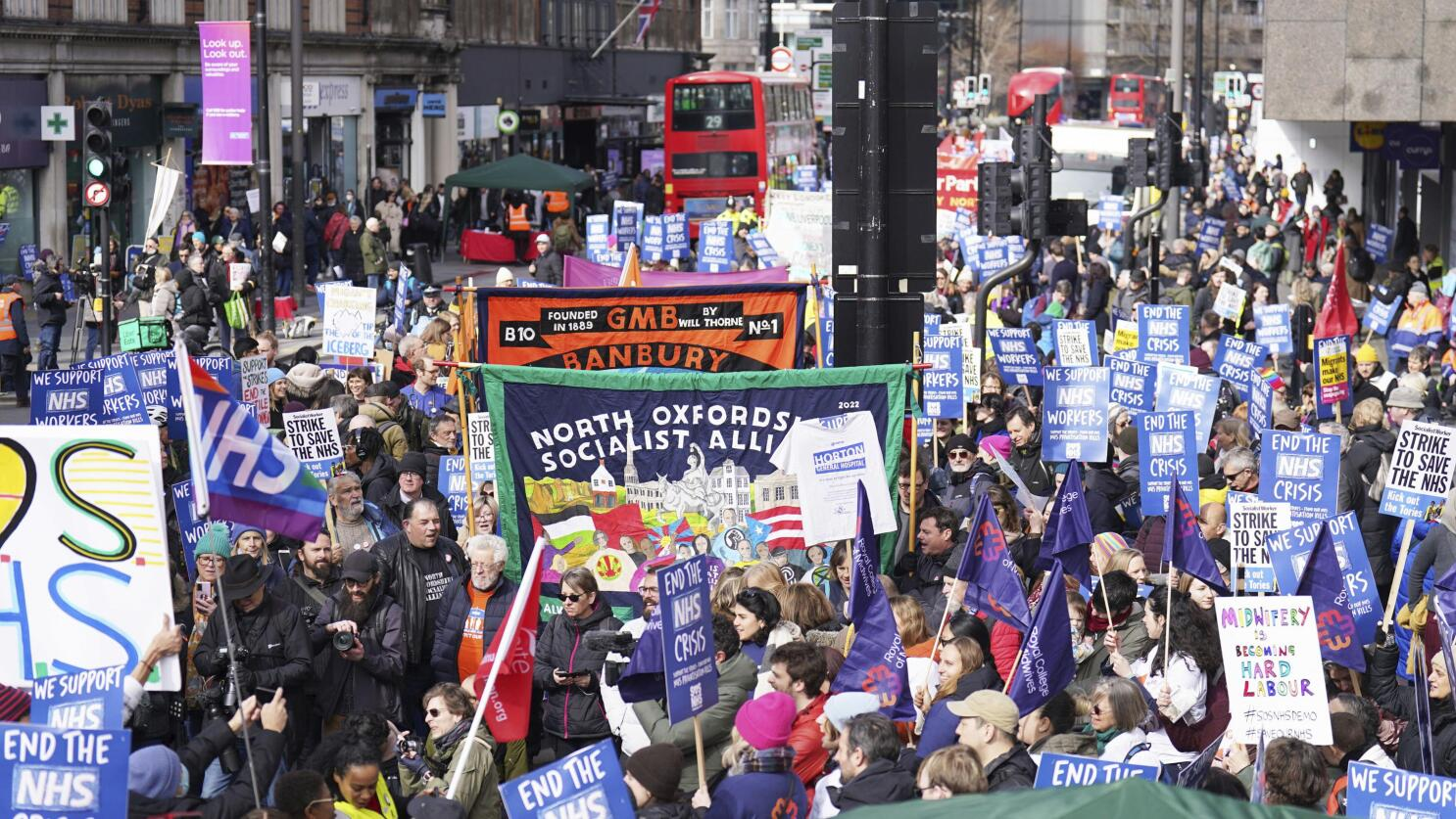 UK doctors’ strike sparks historic NHS crisis