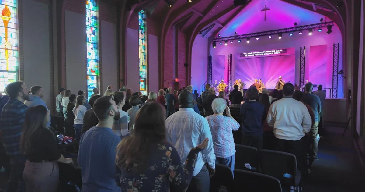More Americans than ever attend non-denominational churches. Experts say it's a major shift in U.S. Christianity.