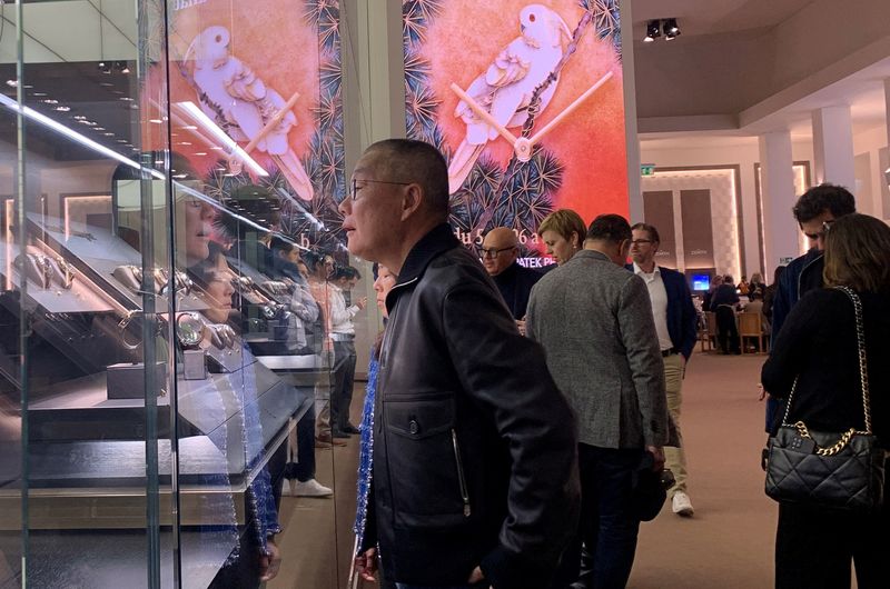 Swiss machine maker feels heat from auto sector slowdown, Trump's tariffs